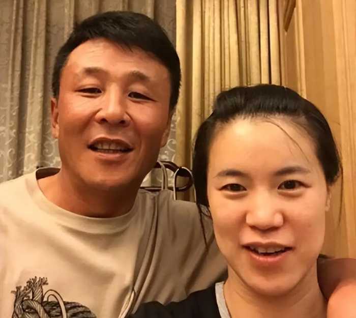世界乒乓冠军王楠：婚后47天查出癌症，富豪丈夫的做法令人敬佩！